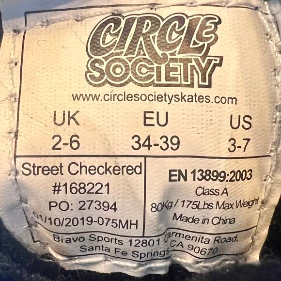 Circle Society Adjustable Roller Skates Unisex Youth Size 3-7 - Picture 2 of 11